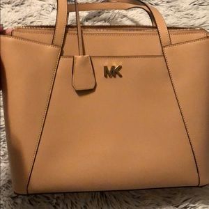 **Authentic Michael Kors Purse New**